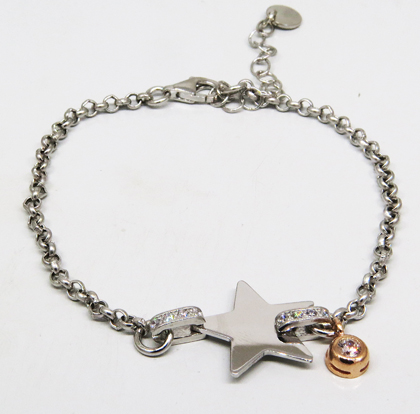 pulsera estrella con detalles de piedras