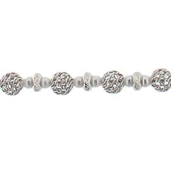 Pulsera bolitas caladas hilo y perlitas
