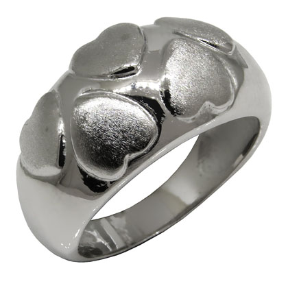 Anillo bombe con aplique corazones platabella 