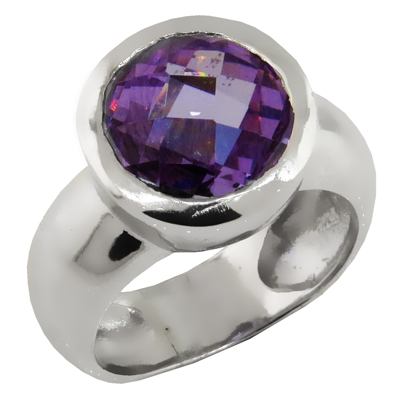 Anillo Class redondo, platabella, piedra amatista facetada