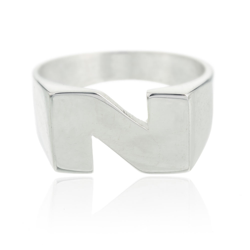 Anillo sello rectangulo grande. 1 x 1,4 cm