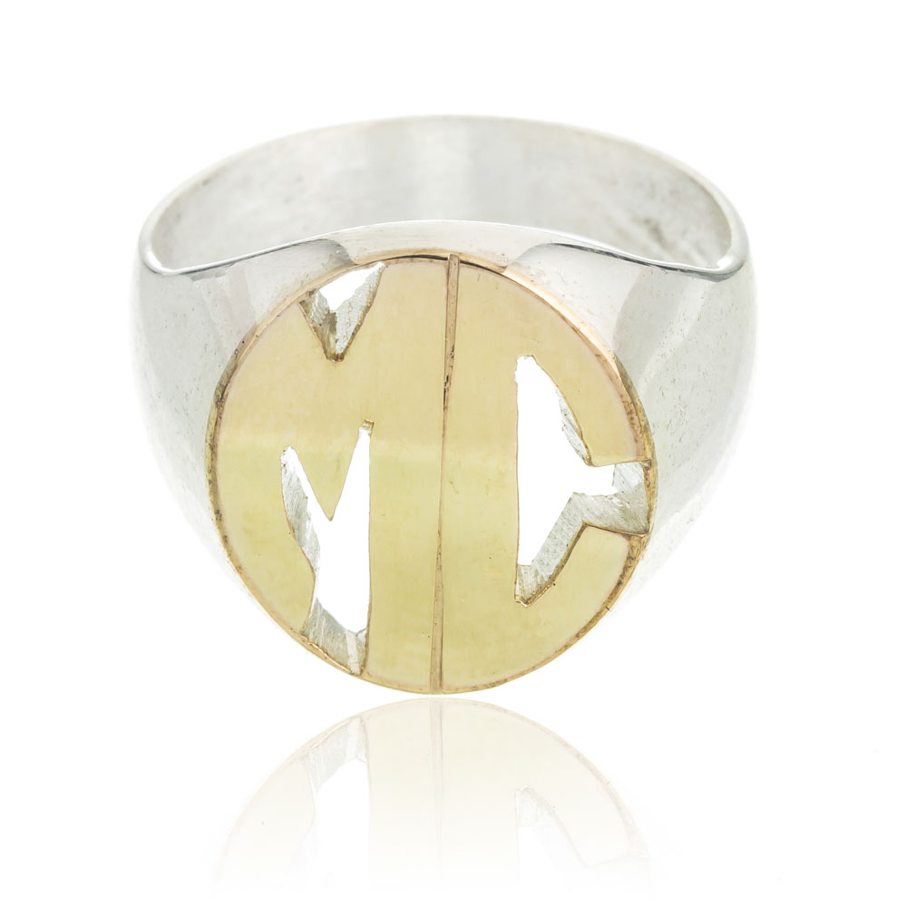 Anillo sello ovalo grande double. 1,5 x 1,3 cm