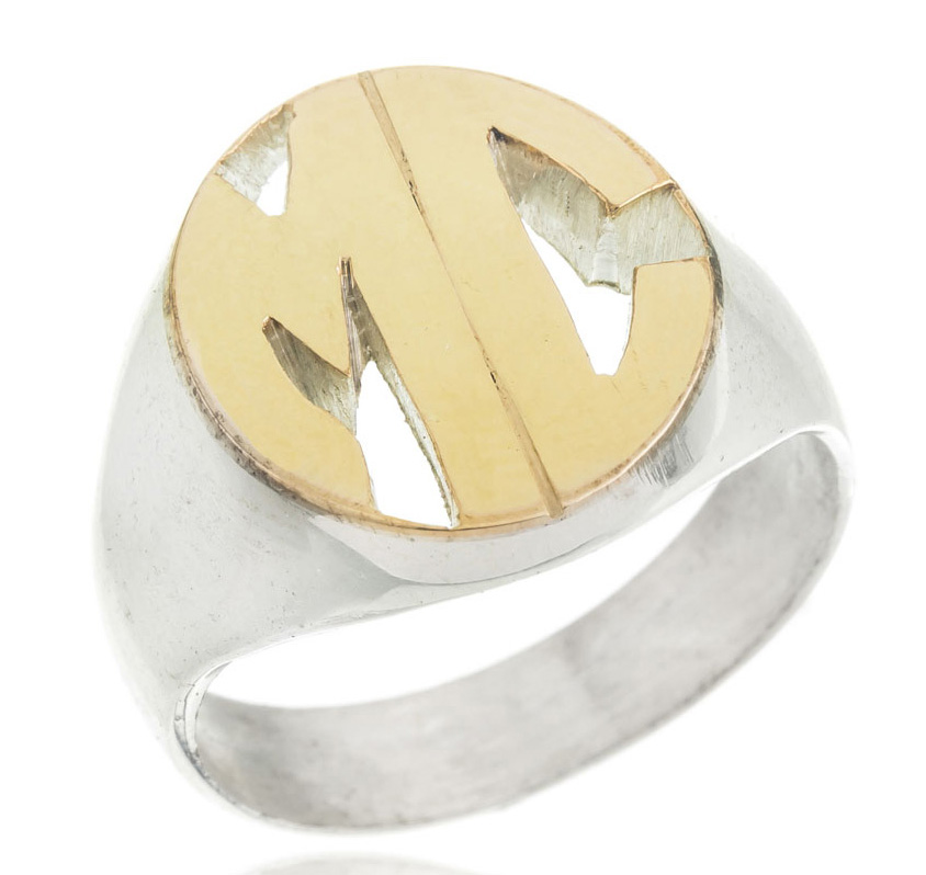 Anillo sello ovalo grande double. 1,5 x 1,3 cm