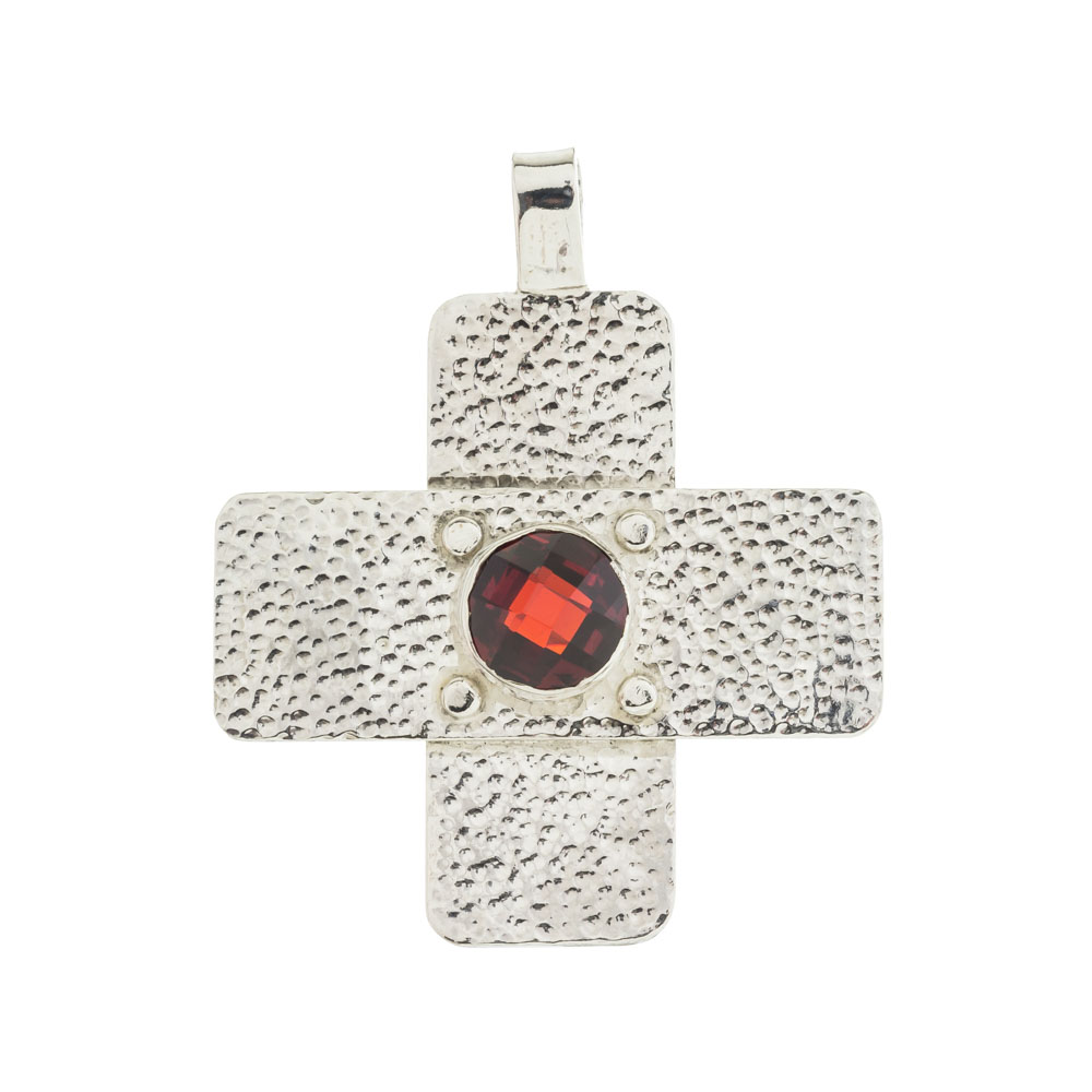 Cruz efecto bollo con piedra central roja