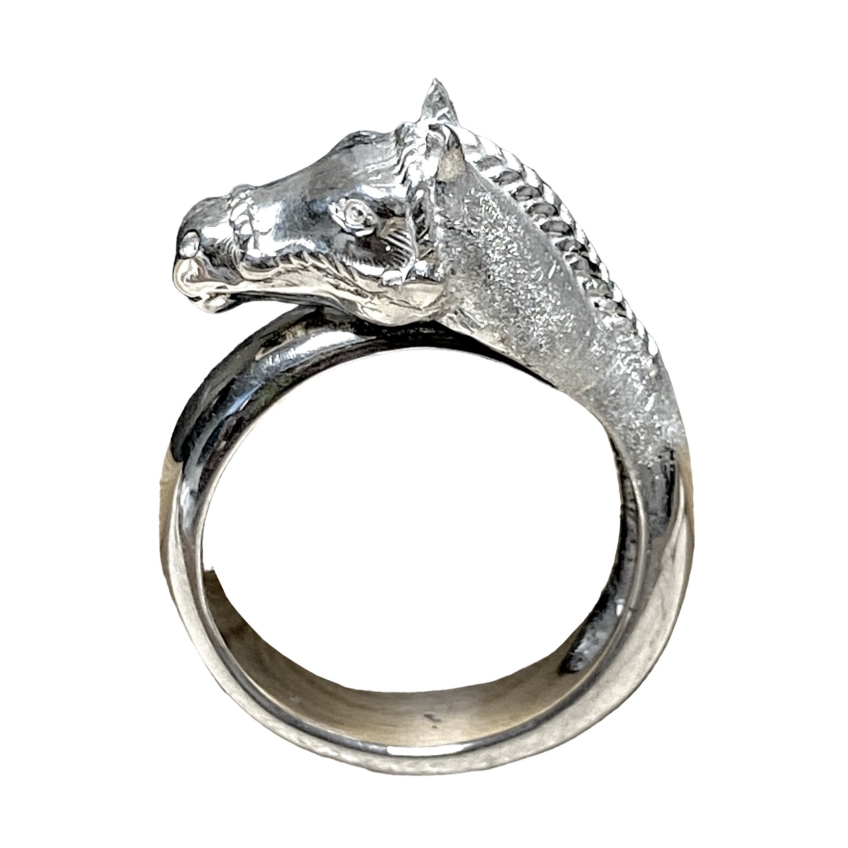 Anillo caballo mediano