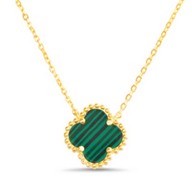 Conjunto trebol verde, amarillo . Tamaño aprox 1,6 cm