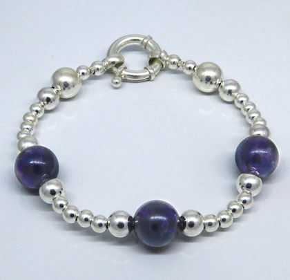 Pulsera bolitas y amatista