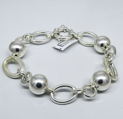 pulsera eslabones ovalados rayados y bolitas