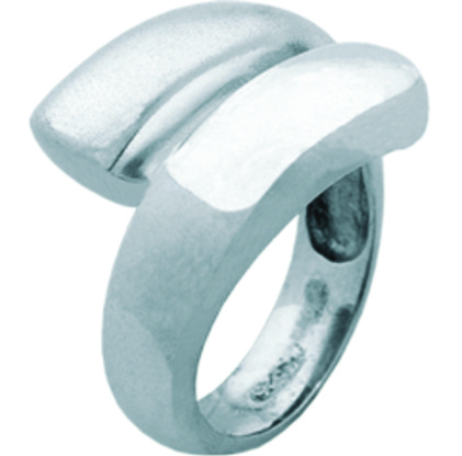 Anillo platabella sin piedra liso cruzado bombe