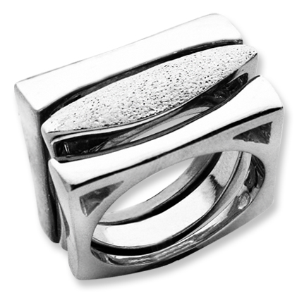 Anillo triple centro oval picado platabella