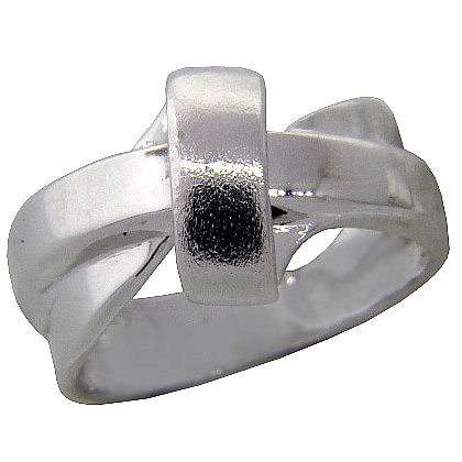 Anillo cruzado con aplique en moño platabella