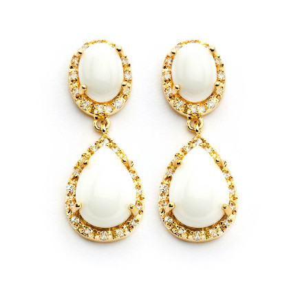 Par aros pegados gota colgante, piedras blancas, pavee alrededor, amarillos