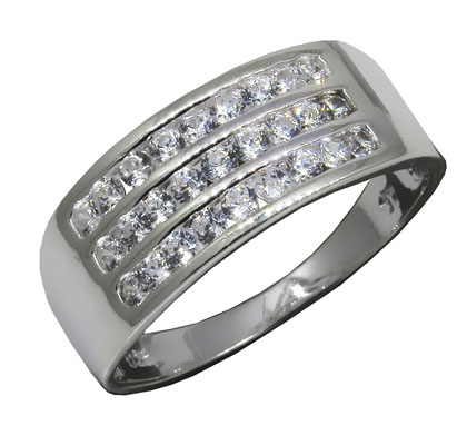 anillo triple medio sin fin de piedras blancas