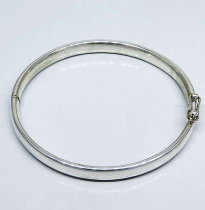 pulsera esclava redonda con visagra, cierre cajon