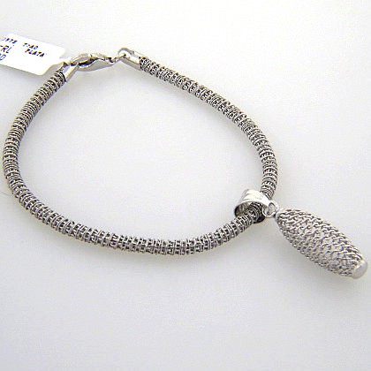 pulsera entretejida blanca con dije colgante ovalado 