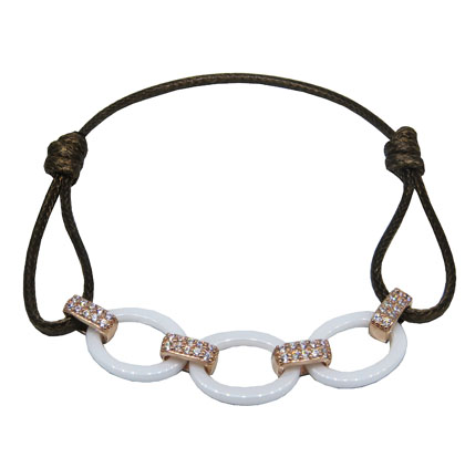 pulsera eslabones ceramica blanca, piedras, tiento marron, enchapado rosado