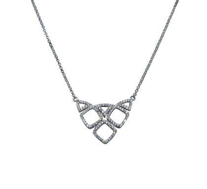 conjunto rombos, triangulos calados,con movimiento, piedras blancas