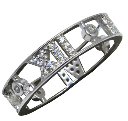 anillo abierto numeros romanos con piedras