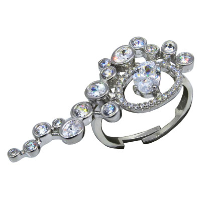 anillo alargado horizontal piedras redondas y ovaladas blancas