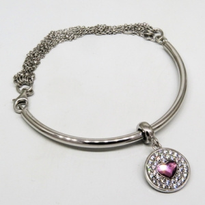pulsera media esclava, cadenitas con dije colgante con corazon piedra rosa