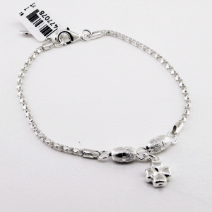 Pulsera fope, dijes satinados y trebol