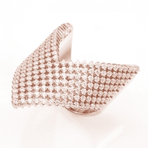 Anillo linea premium, en V, pavee , rosado