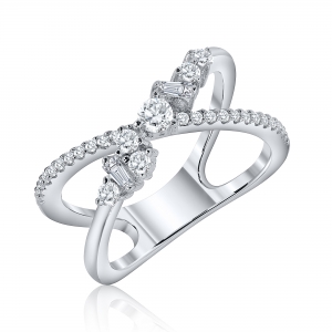 Anillo linea premium, doble medio sin fin, cruzado, piedras de distintos tamaños