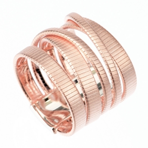 Anillo premium cinco tiras de hilo retorcido, sin piedras, rosado, satinado