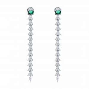Par aros linea premium, largos, piedra baguette verde y piedras blancas