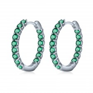 Par aros argolla con piedras internas y externas color verde. Diametro interno aprox: 2 cm