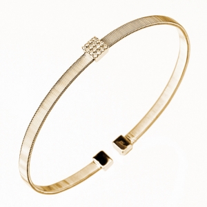 Pulsera esclava, hilo retorcido, rosada, satinada, con aplique cuadrado pavee
