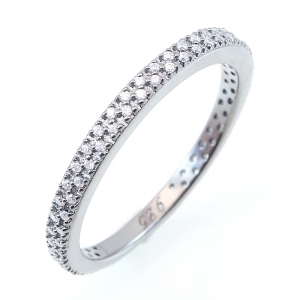 Anillo casi sin fin, doble fila de piedras, blanco