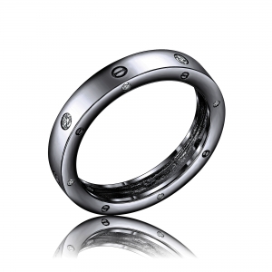 Anillo tachas y piedras, rodio negro
