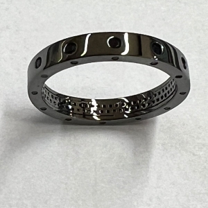 ANILLO PREMIUM MEDIO SIN FIN PIEDRAS NEGRAS CON CUERPO RODIO NEGRO