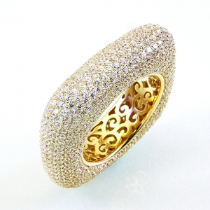 Anillo sin fin cuadrado pavee ancho, amarillo