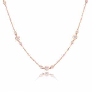 Cadena rosada con piedras con virolas