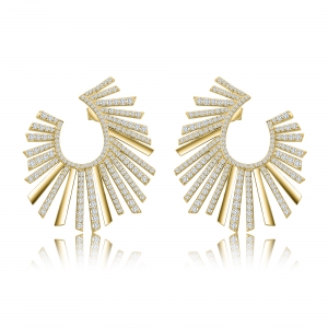 Par aros amarillos, tiras con y sin piedra. Aprox 3.5 cm