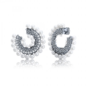 Par aros circulo, rodio negro, con piedras y perlas. Diametro: 3 cm