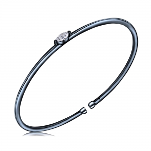 Esclava rodio negro con piedra ovalada en el centro