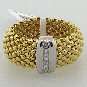 anillo fope mediano enchapado amarillo con centro tira pave rodio blanco