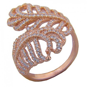 anillo hojas rosado piedras blancas