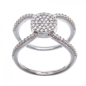anillo abierto centro pavee ,cuerpo con piedras, blanco