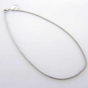 gargantilla hilo blanco