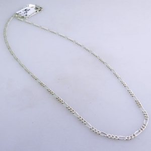 Cadena figaro ( 3x1 ) hilo 60 ( precio por 40 cm )