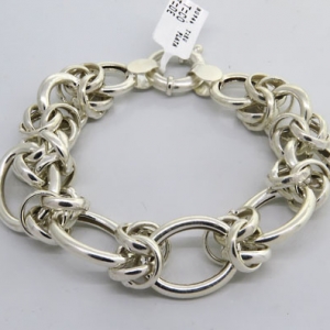 pulsera eslabones curvos entrelazados y eslabones ovalados