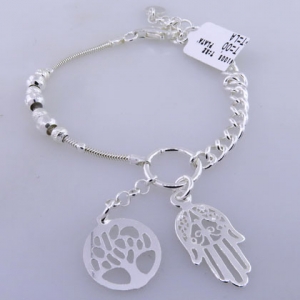 pulsera mitad tubito bolitas facetadas, mitad grumet, con dijes manito y arbol de la vida