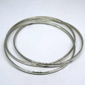 esclava 3mm triple de la amistad ( peso aprox : 15,5 )