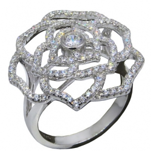 anillo rosa calada de piedras blancas
