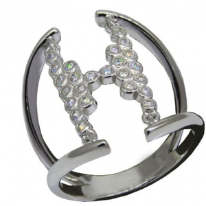 anillo abierto ancho piedras virolas al centro